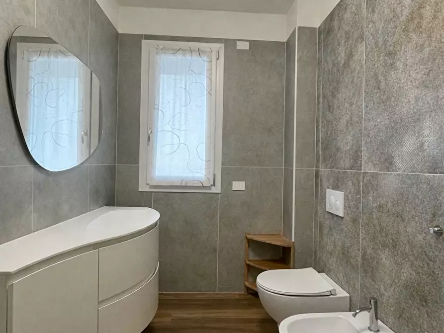 Immagine 11 di Trilocale in vendita  in Via Giovanni Verga 12 a Parma