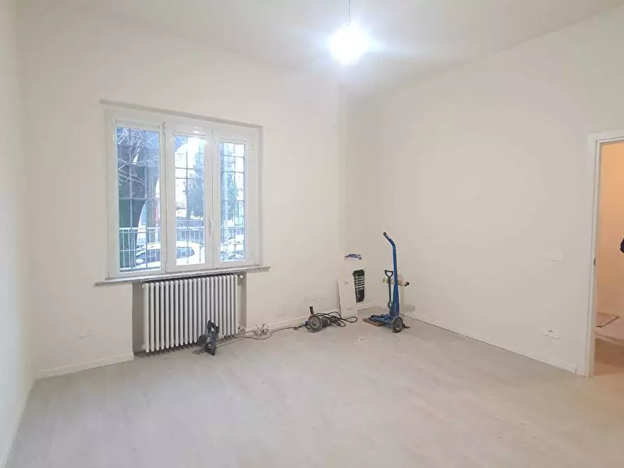 Immagine 8 di Trilocale in vendita  in VIA SOLARI a Parma