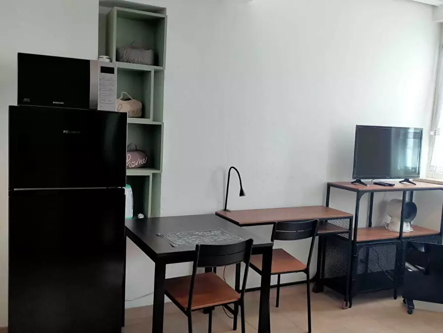 Immagine 26 di Palazzo in vendita  in Strada XX Settembre a Parma