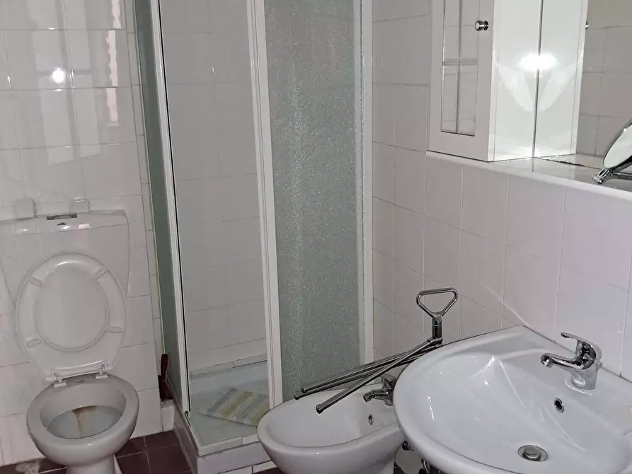 Immagine 18 di Bilocale in vendita  in Via Carlo Goldoni 5 a Parma