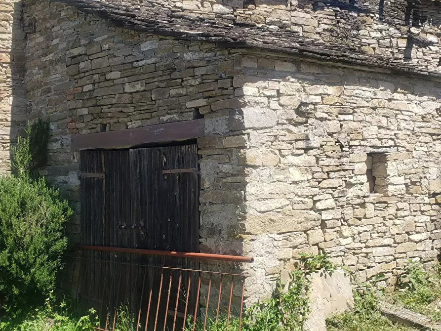Immagine 17 di Porzione di casa in vendita  in Località Ronchi 59 a Varsi