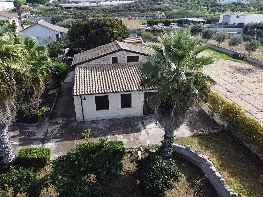 Immagine 33 di Villa in vendita  in Via del Giglio a Ispica