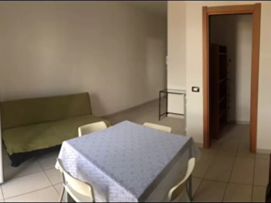 Immagine 5 di Appartamento in affitto  a Modica