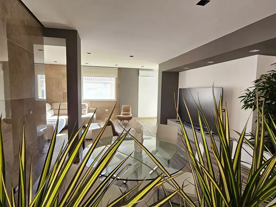 Immagine 47 di Villa in vendita  a Modica