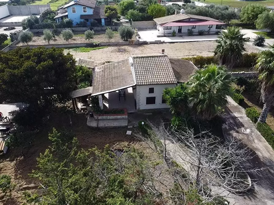 Immagine 32 di Villa in vendita  in Via del Giglio a Ispica