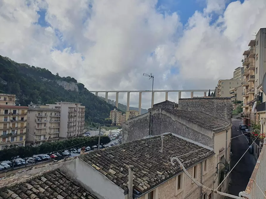 Immagine 2 di Appartamento in vendita  in Via Giovanni Muriana a Modica