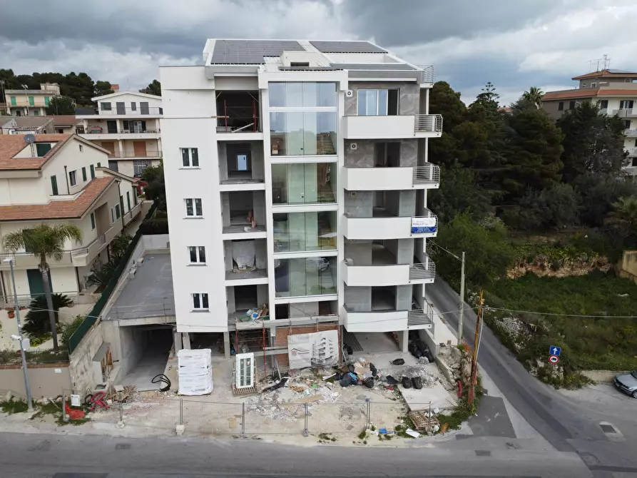 Immagine 11 di Appartamento in vendita  in Via Risorgimento 215 a Modica