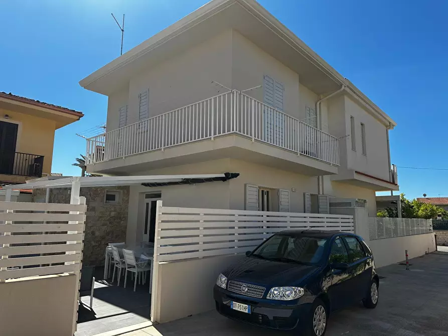 Immagine 26 di Stanza singola in affitto  in Via Lipari 212 a Modica