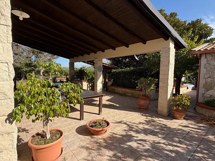 Immagine 14 di Villa in vendita  in Via del Giglio a Ispica