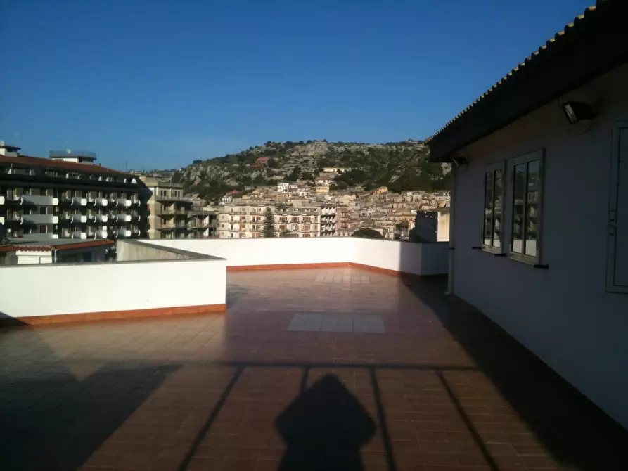 Immagine 7 di Attico in vendita  in Viale Medaglie D'Oro a Modica