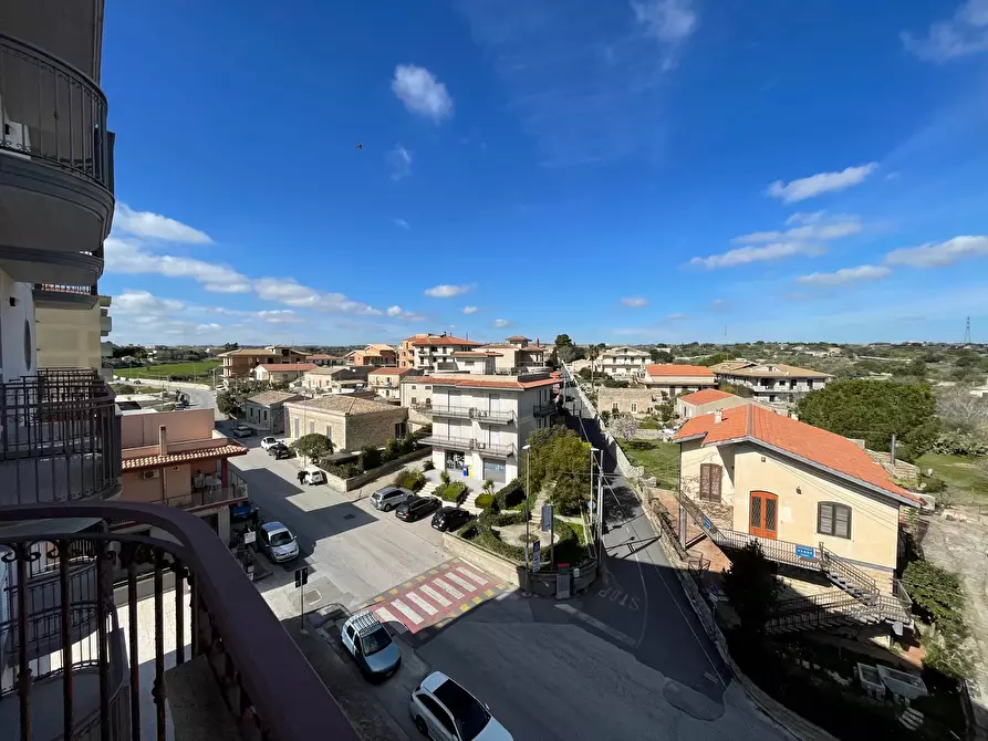 Immagine 10 di Appartamento in vendita  in Via Frigintini Gianforma Ponte Margione a Modica