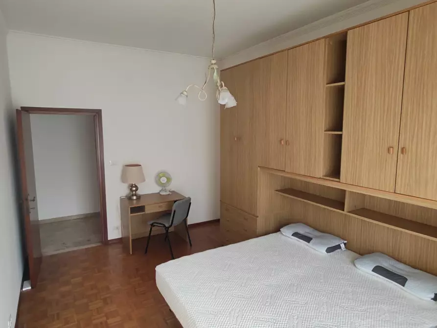 Immagine 13 di Pentalocale in affitto  in Via Misa 32 a Bologna