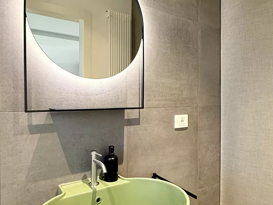 Immagine 39 di Trilocale in vendita  in Via delle Rose 31 a San Pietro In Casale