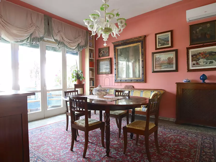 Immagine 19 di Villa in vendita  in Via Borgo Giannotti 120 a Lucca