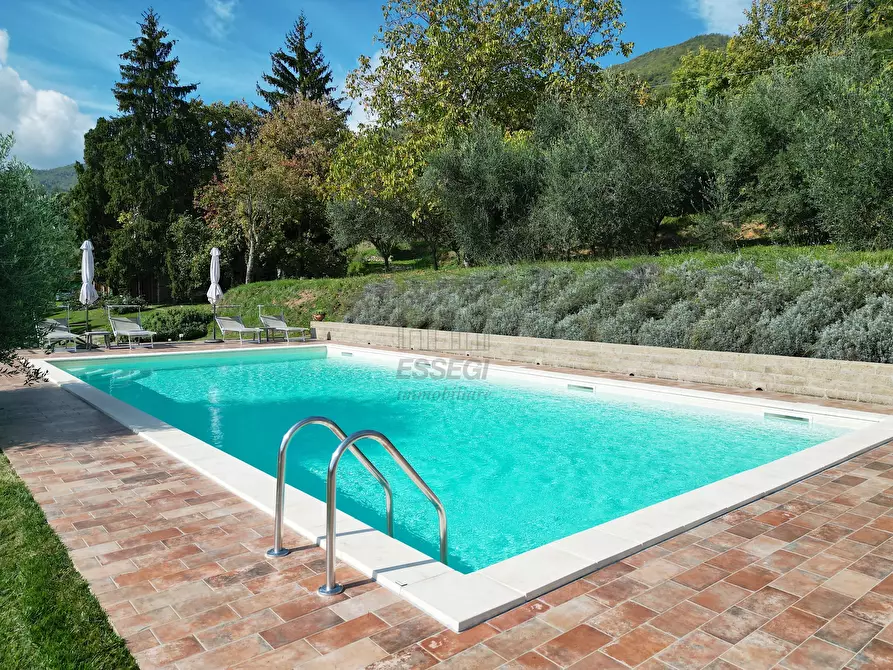 Immagine 27 di Rustico / casale in vendita  in Via San Gemma Galgani 4 a Pescaglia