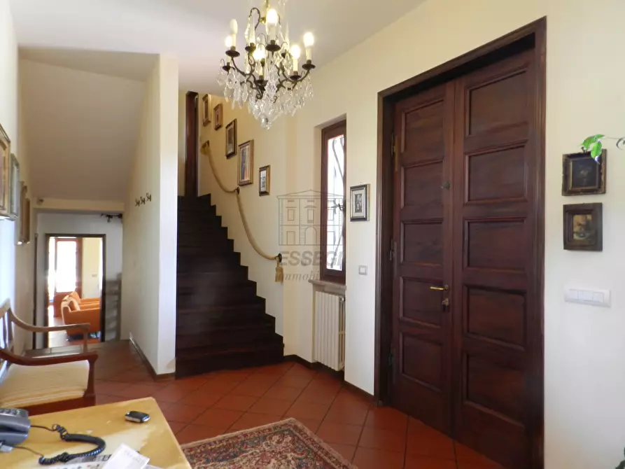 Immagine 3 di Villa in vendita  in Traversa II Via Vecchia Pesciatina 84 a Lucca