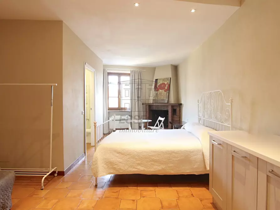 Immagine 2 di Appartamento in vendita  in Via Fillungo 113 a Lucca