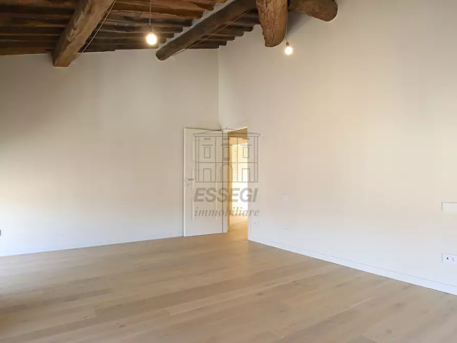 Immagine 26 di Appartamento in vendita  in Via delle Chiavi D'Oro 21 a Lucca