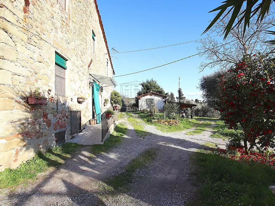 Immagine 47 di Rustico / casale in vendita  in Traversa V Via della Pieve Santo Stefano a Lucca