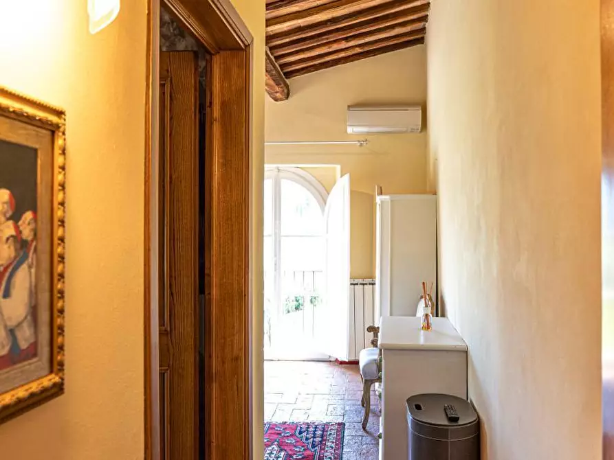 Immagine 36 di Rustico / casale in vendita  in Via di Mutigliano 1051/B a Lucca