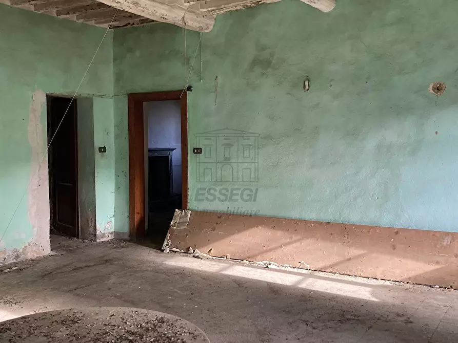 Immagine 10 di Rustico / casale in vendita  in via del brennero 1950 a Lucca