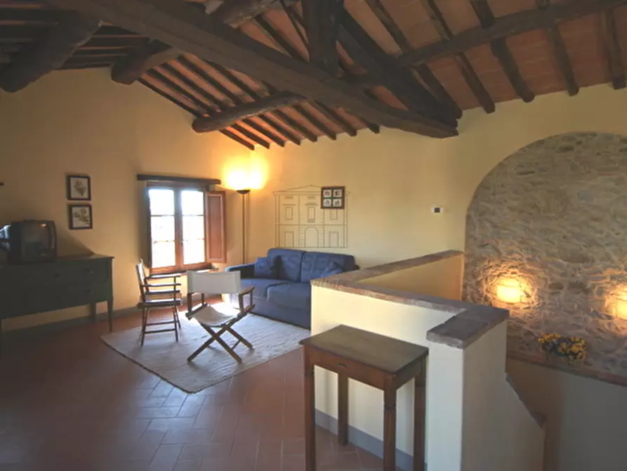 Immagine 57 di Rustico / casale in vendita  in Via di matraia a Lucca