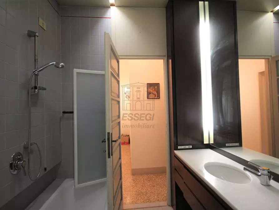 Immagine 7 di Villa in vendita  in Via del Cimitero di Vicopelago 533 a Lucca