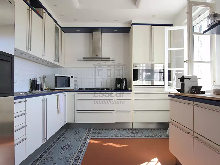 Immagine 46 di Villa in vendita  in Via dei Pieroni a Capannori