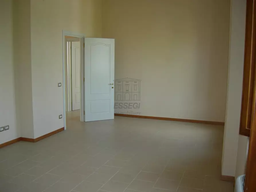Immagine 7 di Ufficio in affitto  in traversa IV 276 a Lucca
