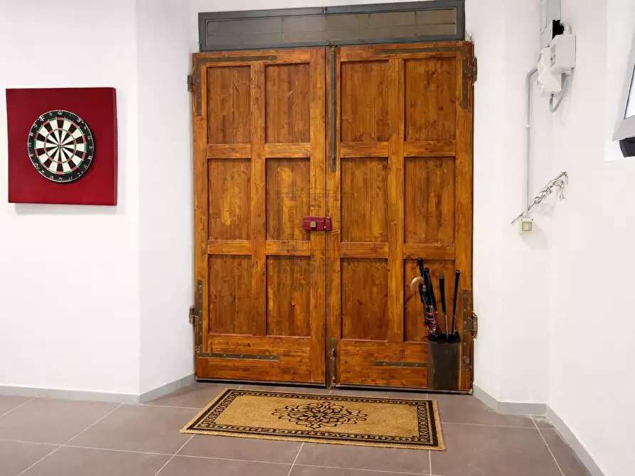 Immagine 2 di Garage in vendita  in Via Beccheria 35 a Lucca