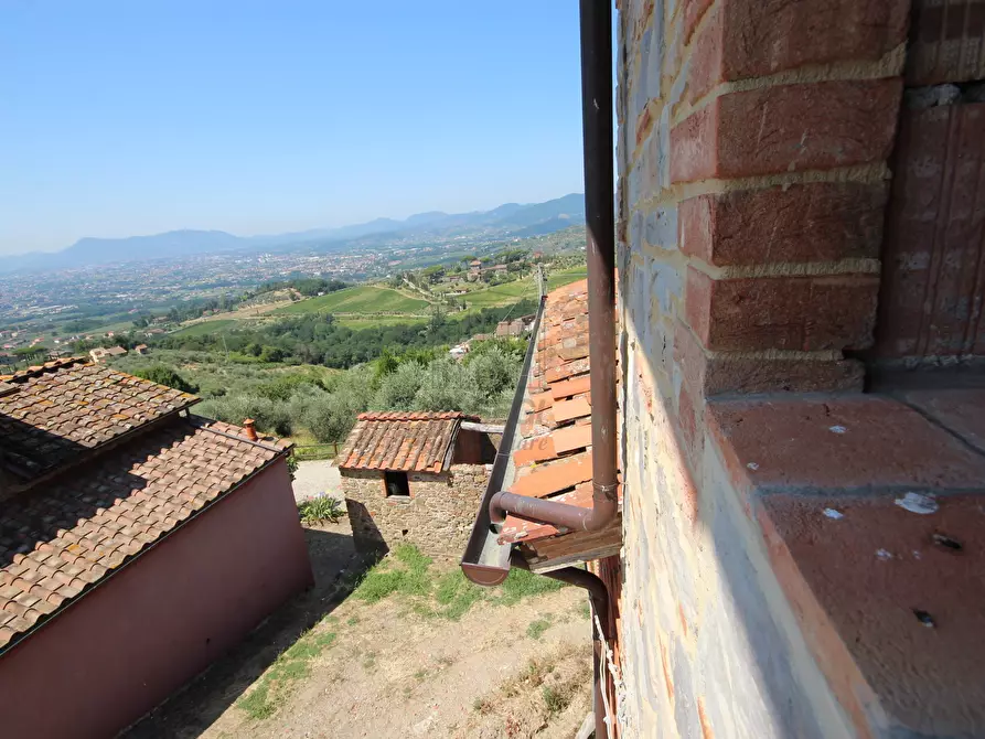 Immagine 26 di Rustico / casale in vendita  a Lucca