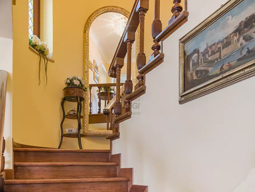 Immagine 19 di Villa in vendita  in Via di santa alessio 168 a Lucca