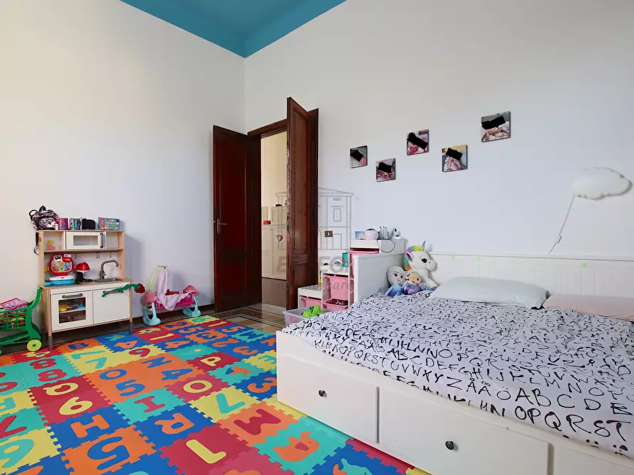 Immagine 21 di Villa in vendita  in via barsanti e matteucci a Lucca