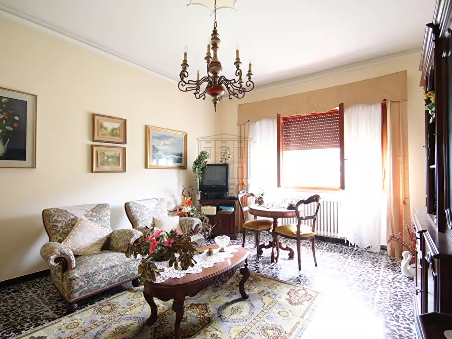 Immagine 10 di Villa in vendita  in Via Capo di Vico 3A a Lucca