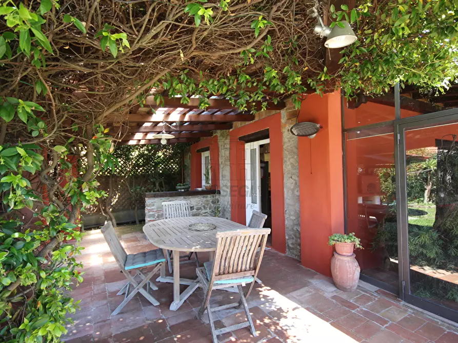 Immagine 12 di Rustico / casale in vendita  in Via dei Marzi 463 a Lucca