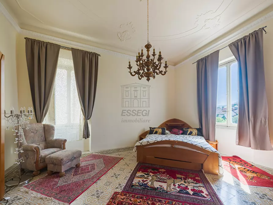 Immagine 69 di Villa in vendita  a Lucca