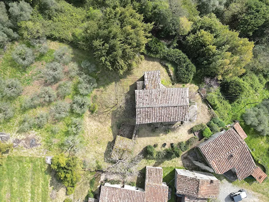 Immagine 10 di Rustico / casale in vendita  in S.v. di Partigliano 11/A a Lucca