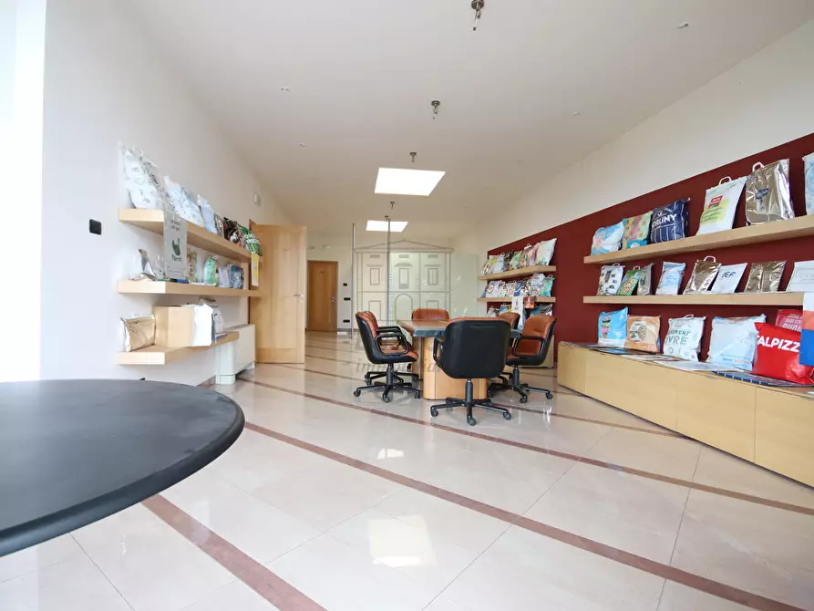 Immagine 20 di Capannone industriale in vendita  in Via dei Bocchi 201 a Capannori