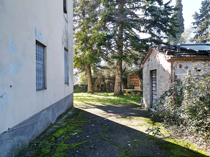 Immagine 31 di Villa in vendita  in Via del Macennere 8252/A a Lucca