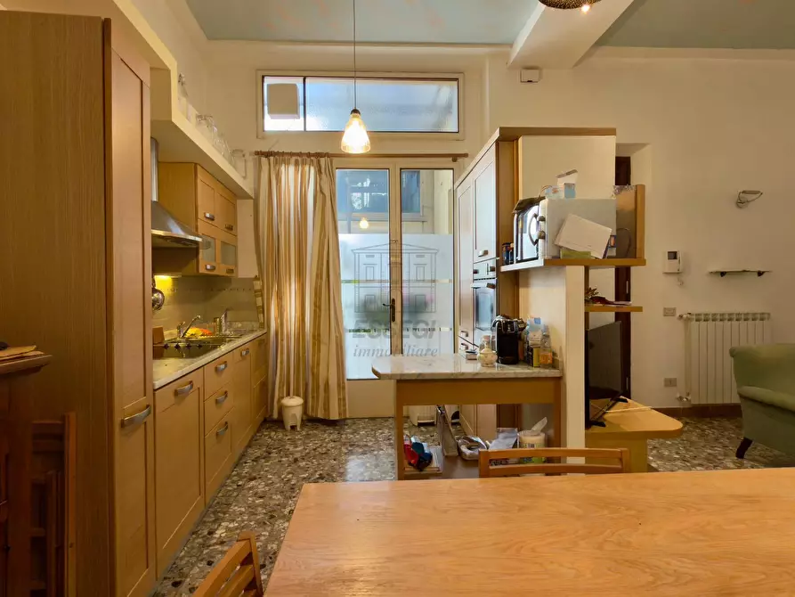 Immagine 7 di Appartamento in vendita  in Via Beccheria 33 a Lucca