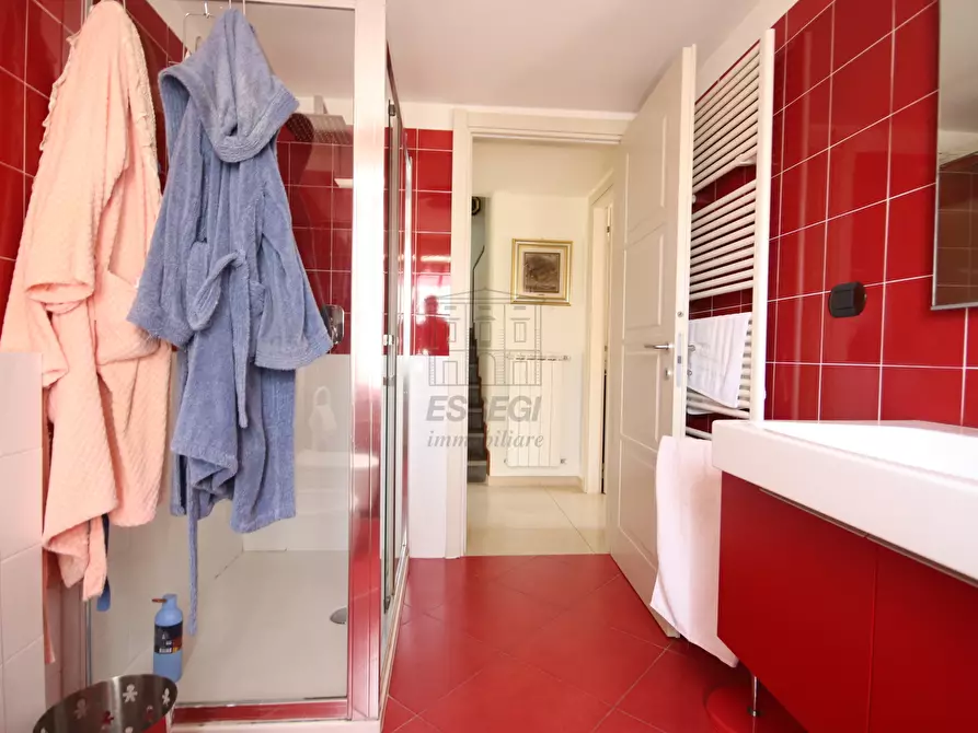 Immagine 28 di Villa in vendita  in Via Sant'Angelo a Lucca