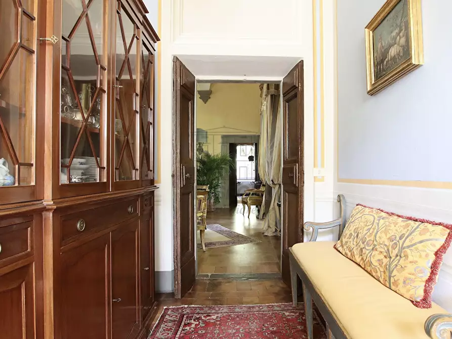 Immagine 23 di Villa in vendita  in Via di Vorno a Capannori