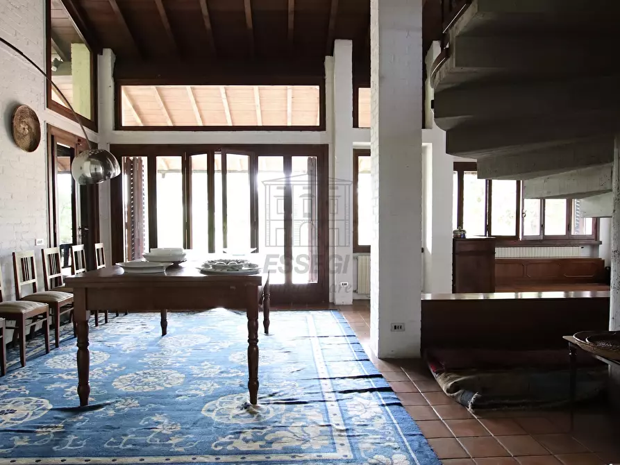 Immagine 17 di Villa in vendita  in Via della Chiesa di Gragnano a Capannori