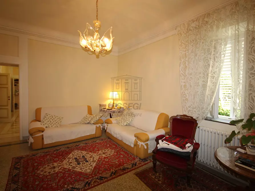 Immagine 18 di Villa in vendita  in Via della Chiesa VII 351 a Lucca