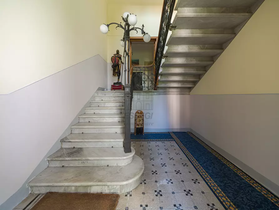 Immagine 30 di Villa in vendita  a Lucca