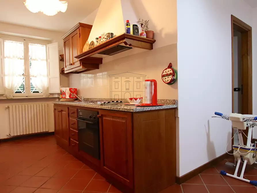 Immagine 42 di Villa in vendita  in Via dei Pieroni a Capannori