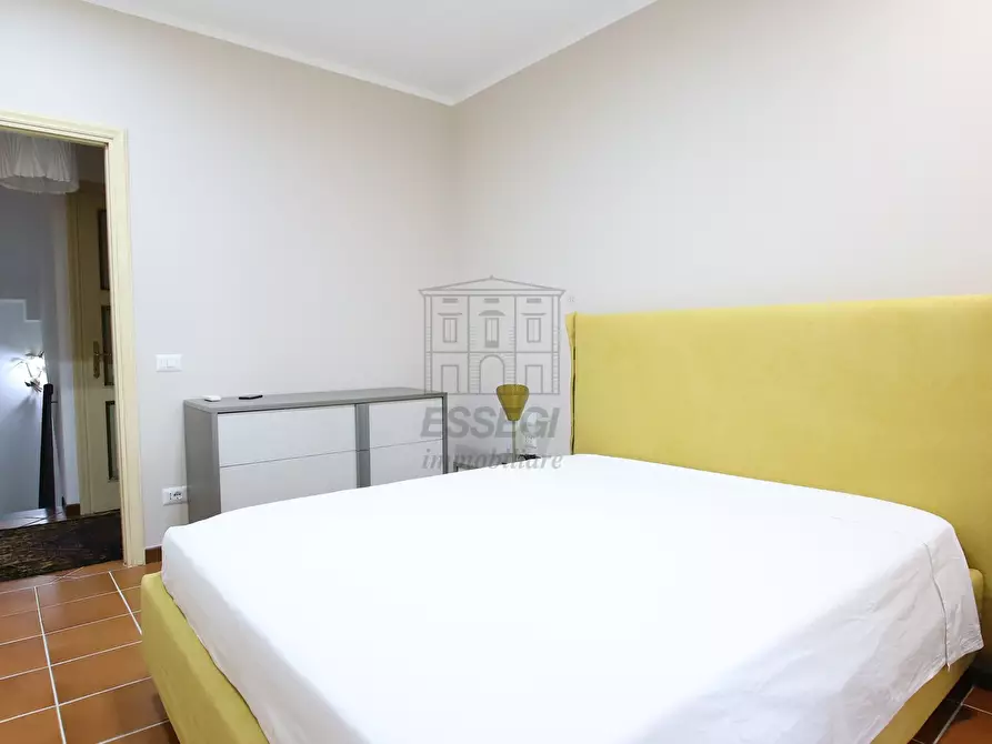 Immagine 30 di Rustico / casale in vendita  a Lucca