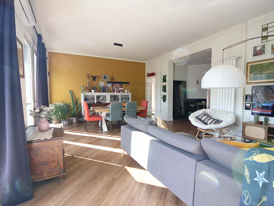 Immagine 6 di Villa in vendita  in Viale G. Puccini, S.Anna 1769 a Lucca