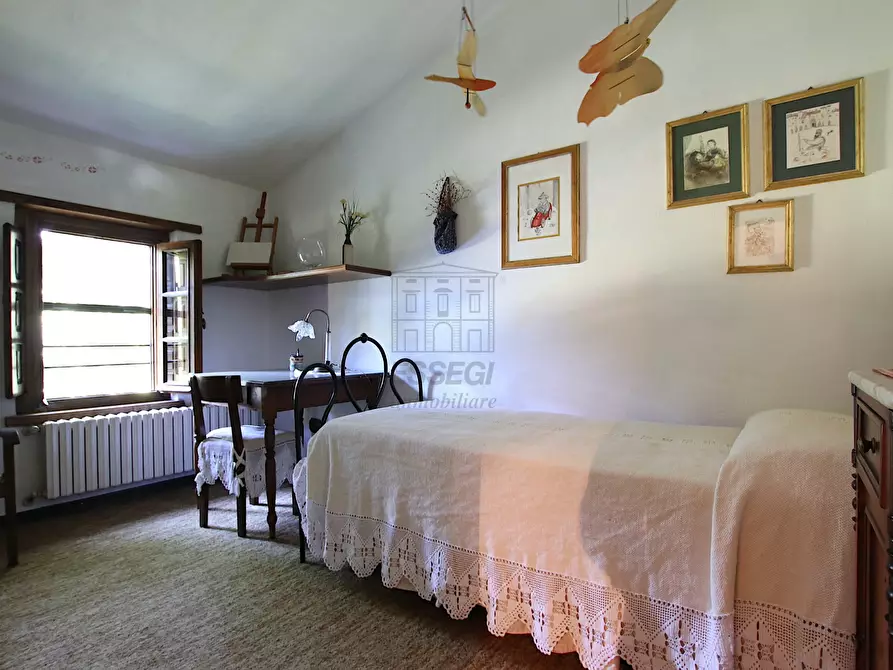 Immagine 86 di Rustico / casale in vendita  in Via della Chiesa di Gragnano a Lucca