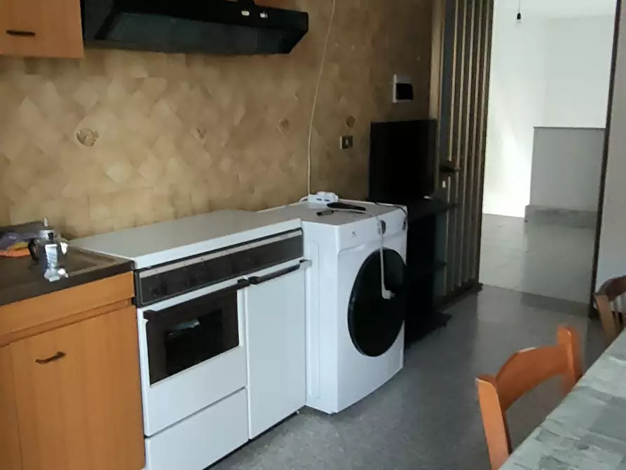 Immagine 5 di Bilocale in affitto  in Via Oratorio a Bova Marina